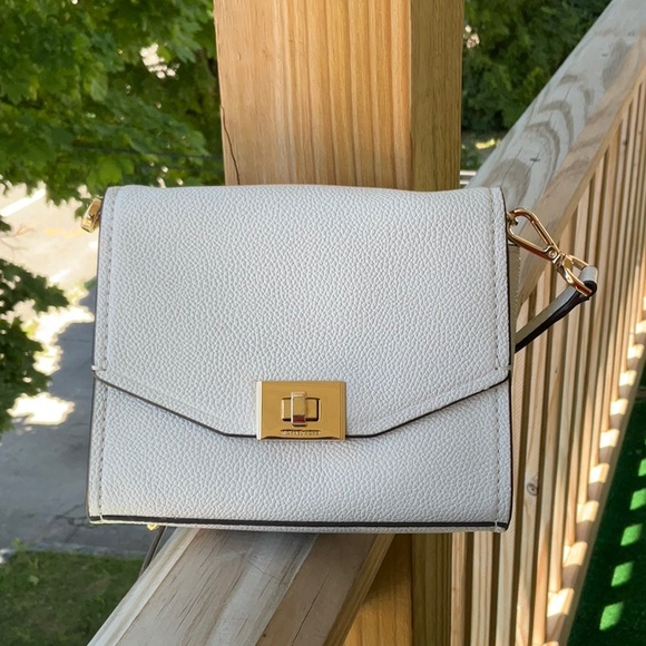Michael Kors Small Crossbody - Picture 2 of 11